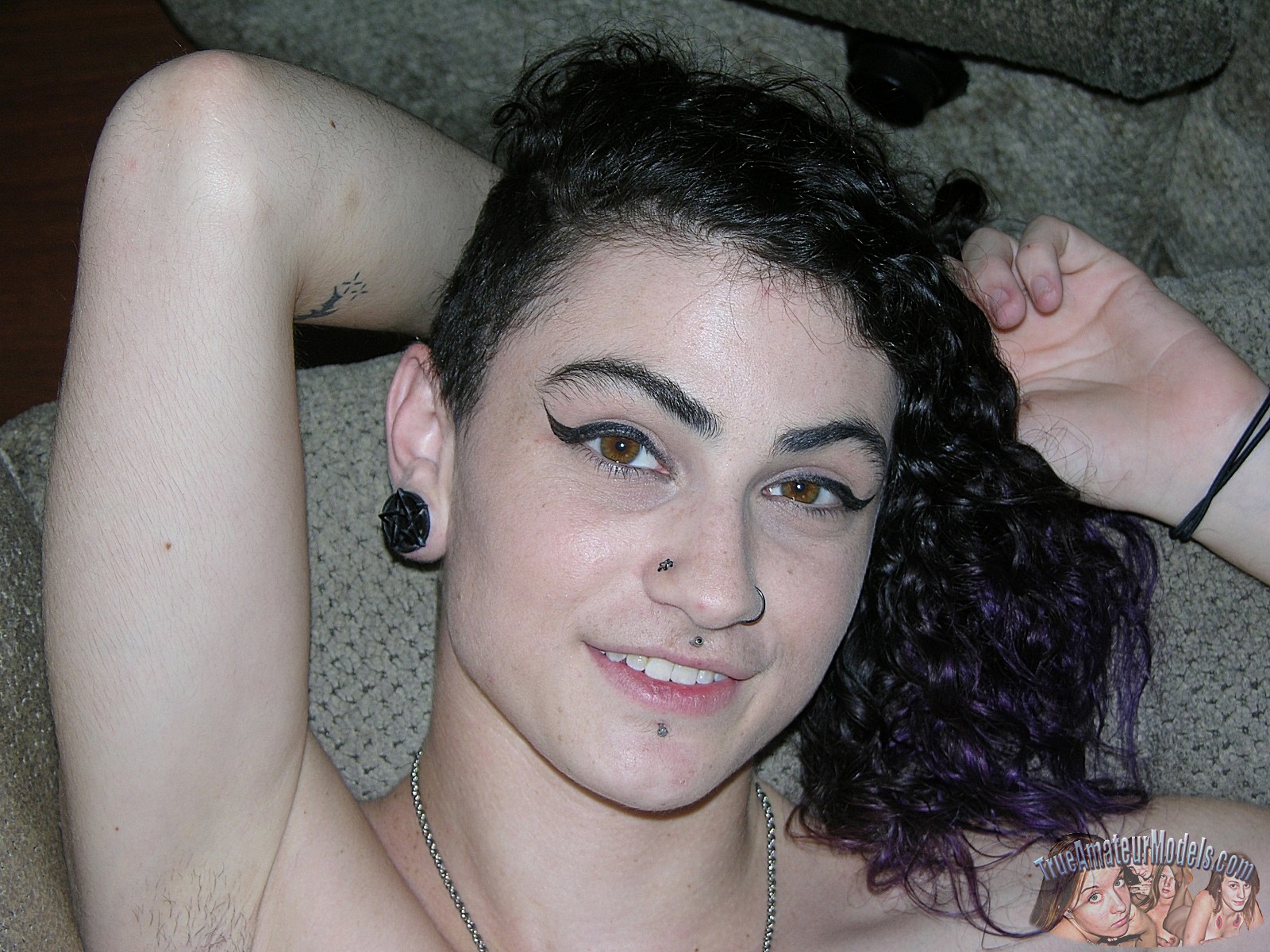 1600px x 1200px - Punk Teen Babe Lydia Black | The Hairy Lady Blog