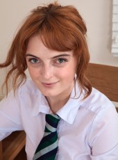 lola-gatsby-redhead-schoolgirl (2)
